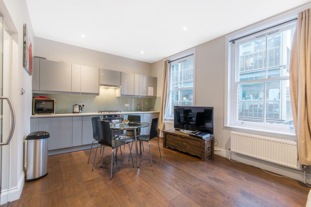 Stunning Soho Apartment Londra Esterno foto
